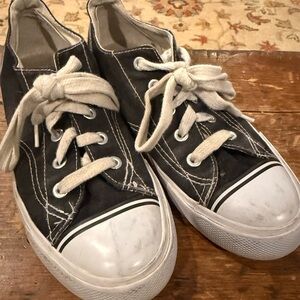 Skechers Black and White Kids Low-Top Canvas Sneakers